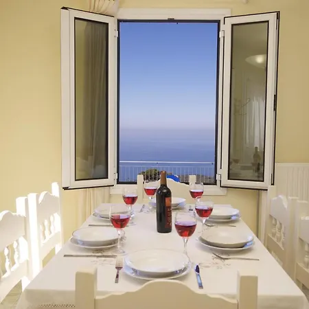 Willa Assos Panoramic Sea View *